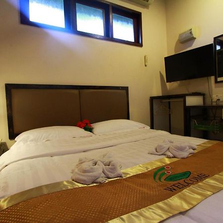 Six Villa Inn Dungun Ngoại thất bức ảnh