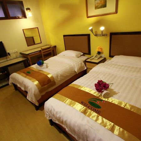 Six Villa Inn Dungun Ngoại thất bức ảnh